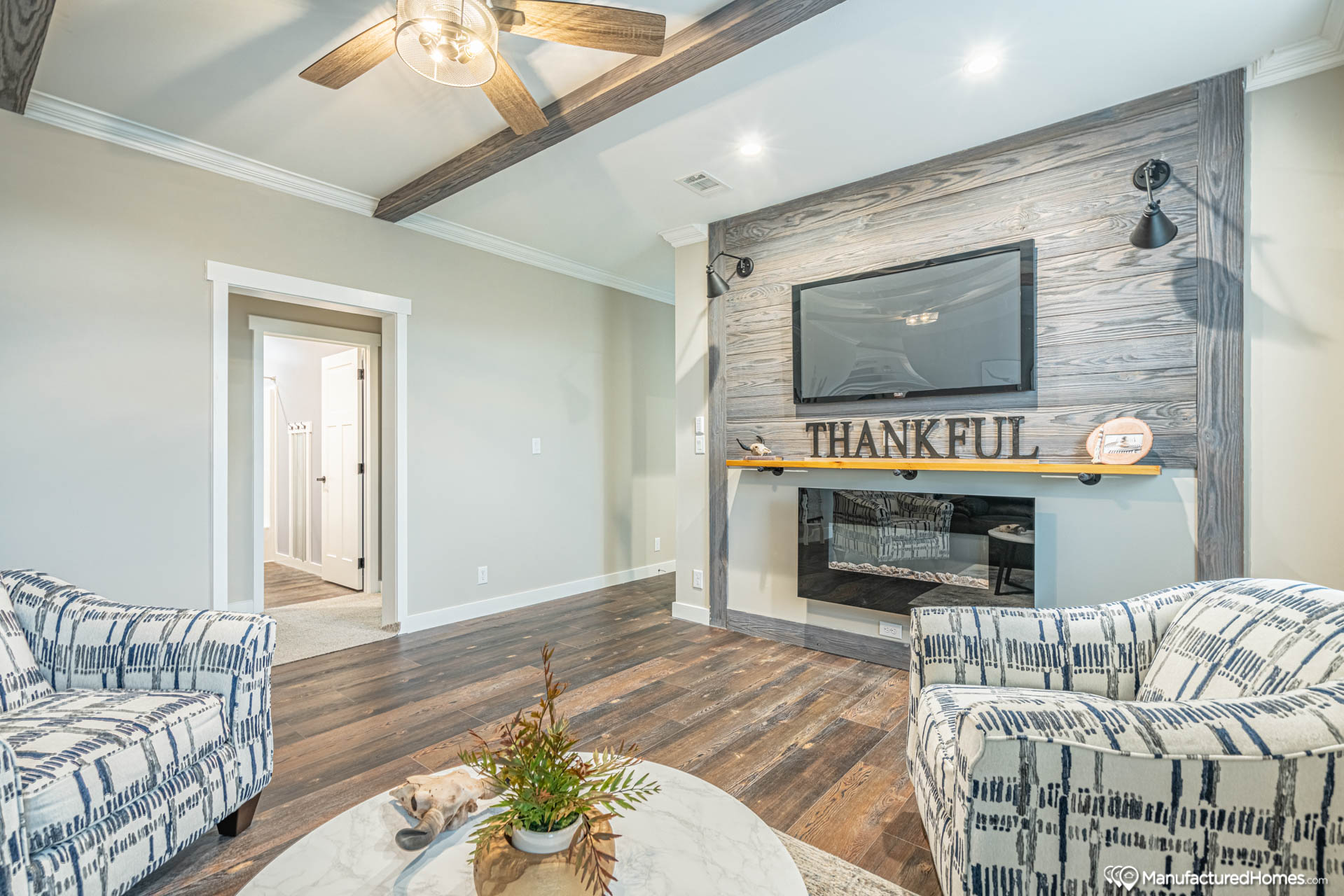 Lifestyle Series Easton Farmhouse 30683A Mobile Homes For Sale Showcase Homes Direct